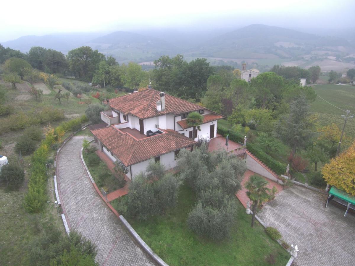 B&B La Poiana Canavaccio di Urbino Bagian luar foto
