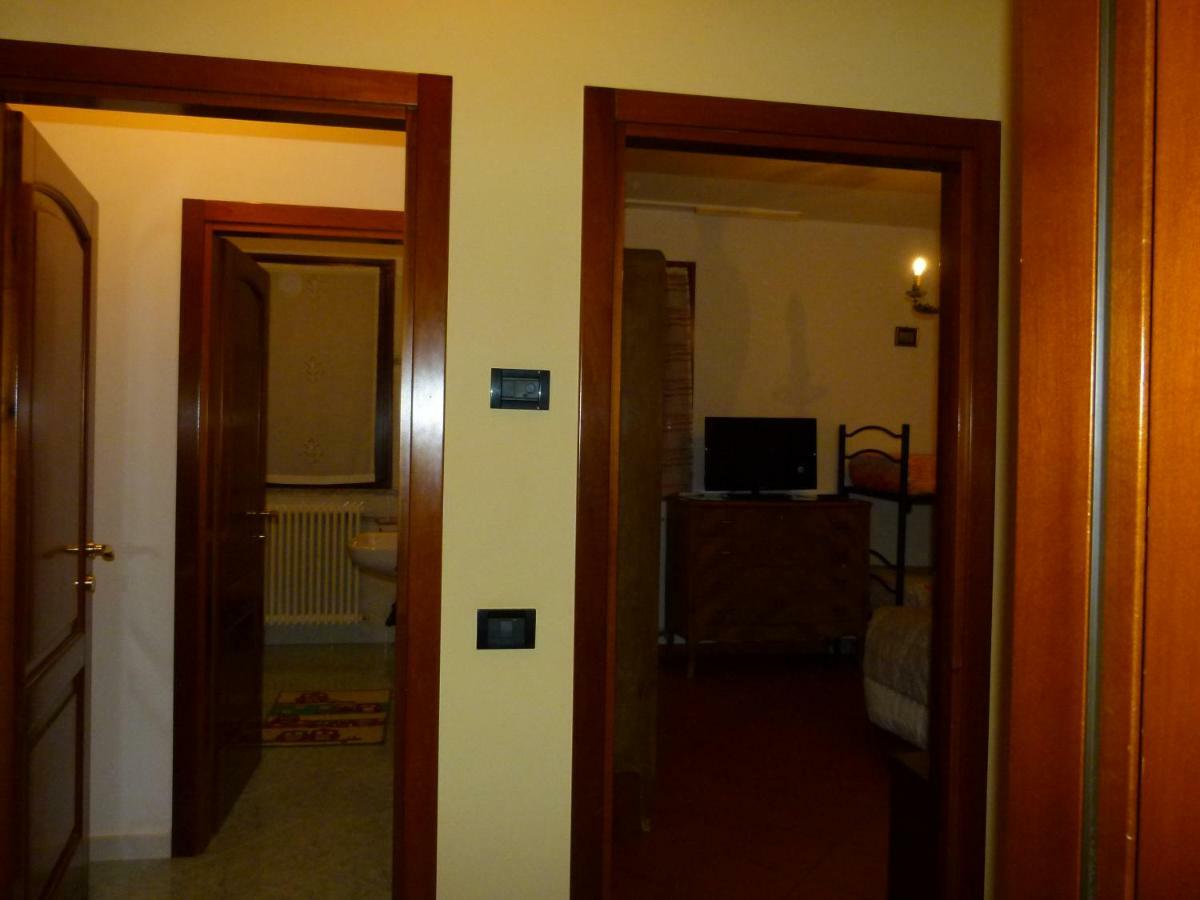 B&B La Poiana Canavaccio di Urbino Bagian luar foto